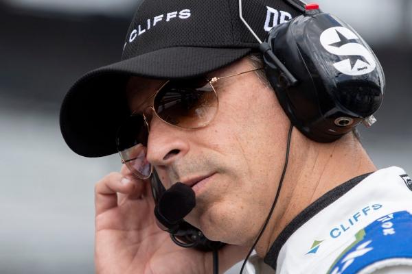 Report: Helio Castroneves books Daytona 500 ride with Trackhouse