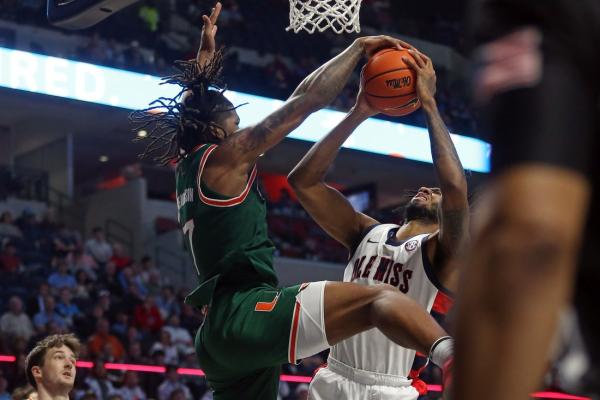 Freshman Shelton Henderson leads Miami into battle with North Florida