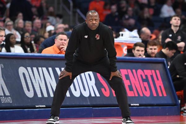 Low-scoring Boston College takes on defensively challenged Le Moyne