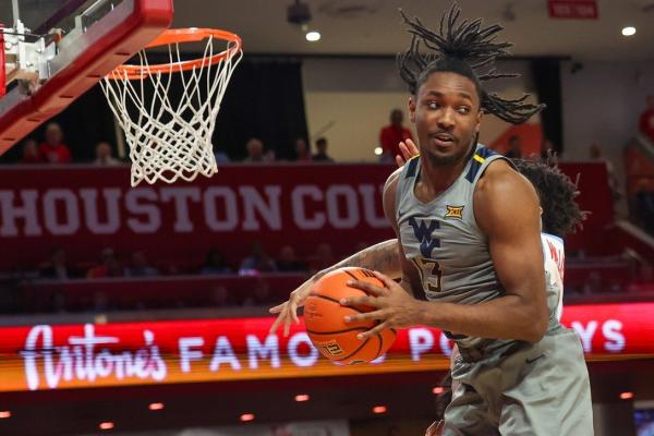 West Virginia puts perfect home record on line against Colorado