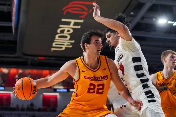 No. 2 Iowa State tries to regain footing against UCF after 2 losses