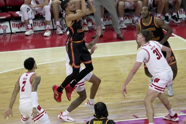 Southern California storms back to stun Wisconsin