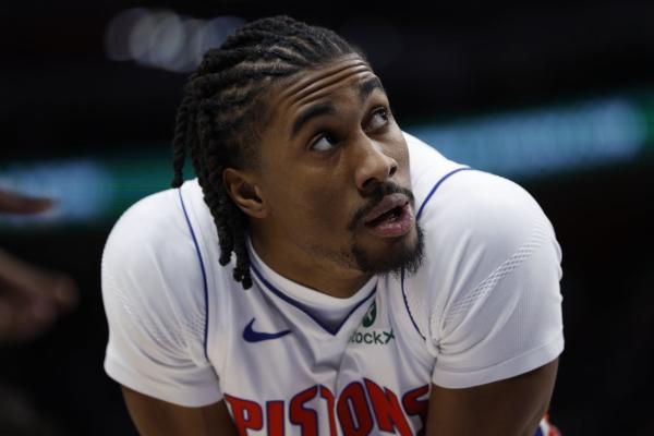 Report : Bulls add Jaden Ivey , Mike Conley Jr . in 3 - team trade