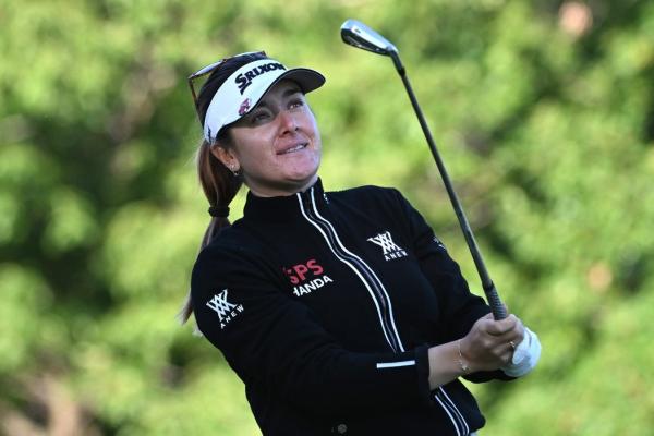 Australians Hannah Green, Minjee Lee take lead in Singapore